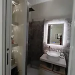 Aurora Bed & Breakfast 4*