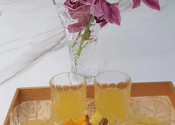 Aurora Bed & Breakfast 4*