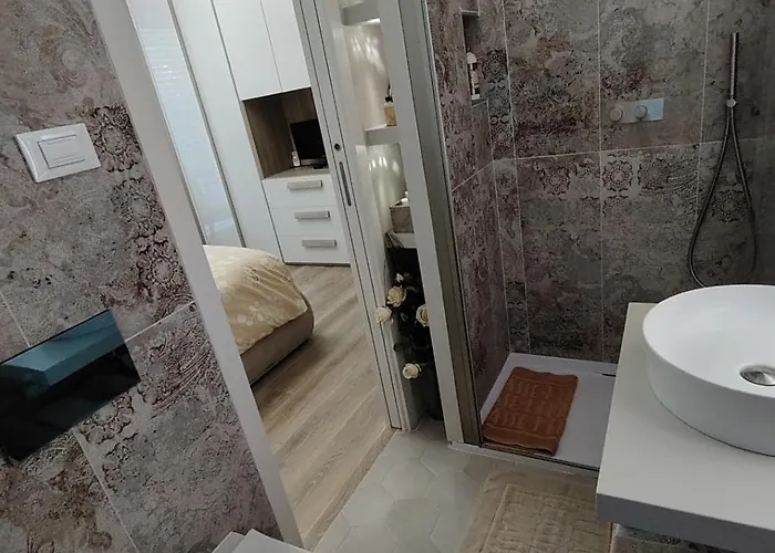 Alojamento de Acomodação e Pequeno-almoço Aurora